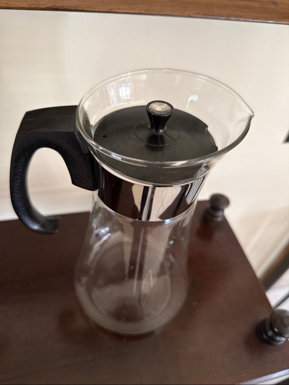 Pyrex Mid Century Carafe - Picture 2 of 5